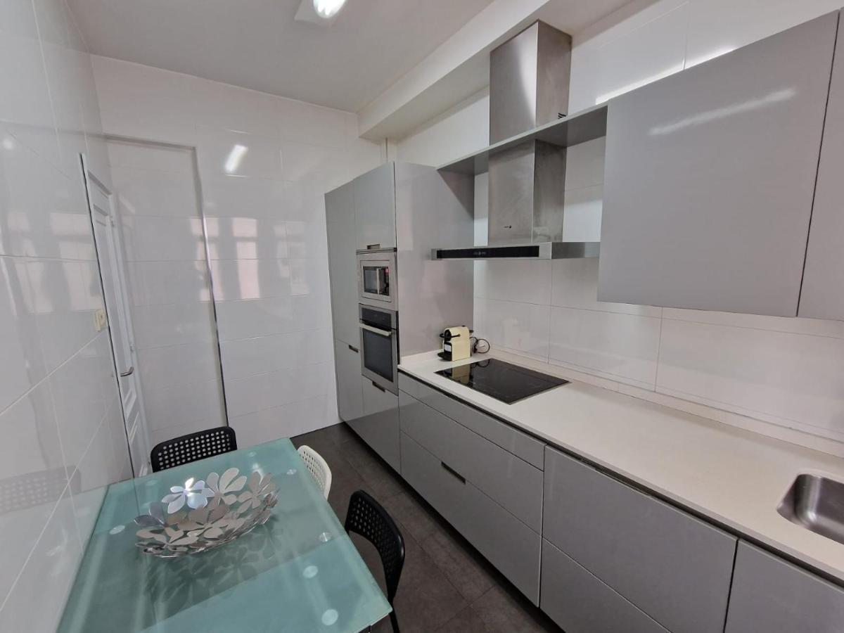 Apartmán Amplio Y Centrico Piso Con Patio. A Coruña Exteriér fotografie