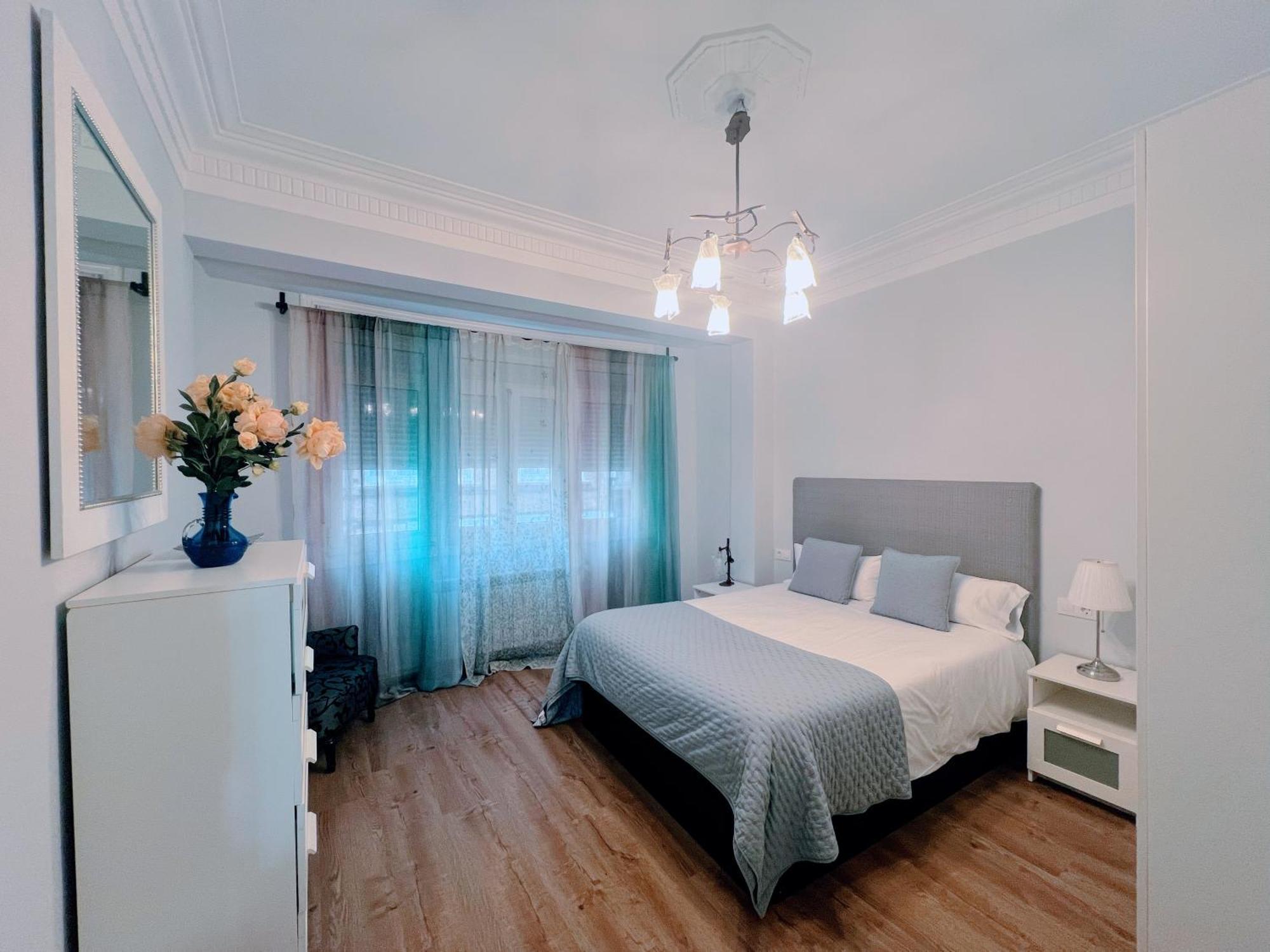 Apartmán Amplio Y Centrico Piso Con Patio. A Coruña Exteriér fotografie