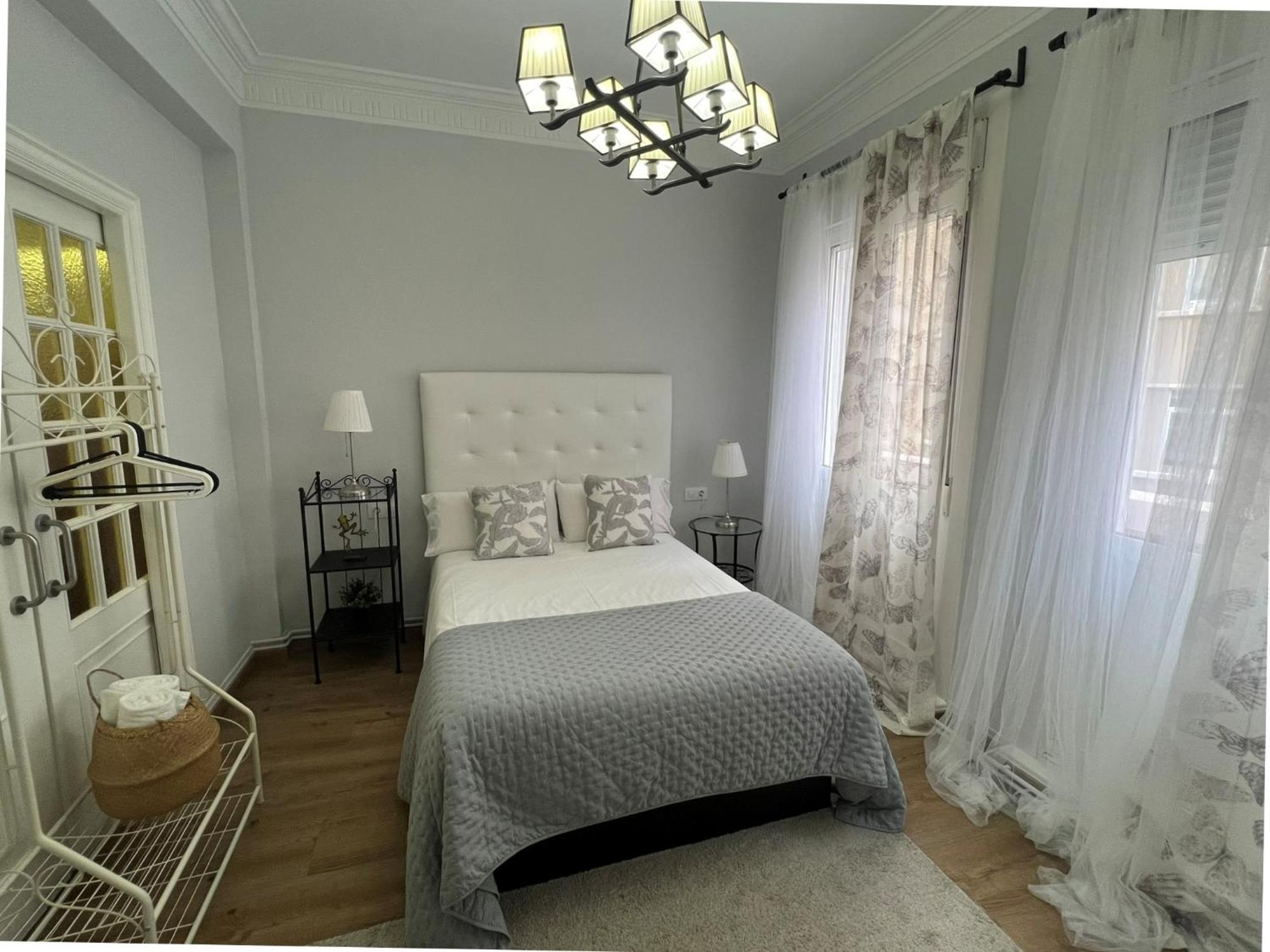 Apartmán Amplio Y Centrico Piso Con Patio. A Coruña Exteriér fotografie